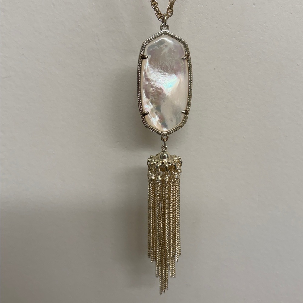 Kendra Scott Rayne Gold tassel Necklace with White mother of pearl Pendant - Picture 2 of 5